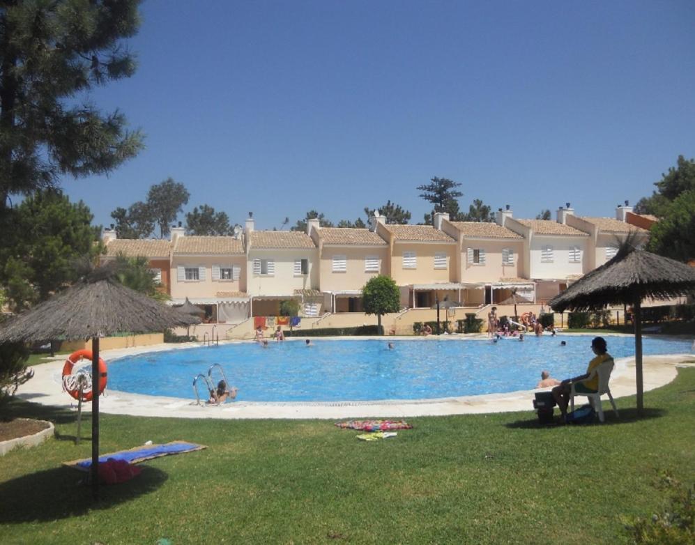 700 Metros De La Playa Hébergement de vacances Islantilla